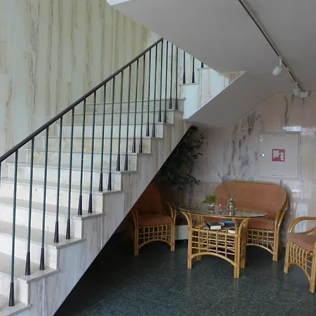 Apartment Tief 10 Mit Internet 101 *