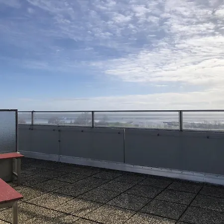 Tief 10 Mit Internet 101 Apartment Schillig